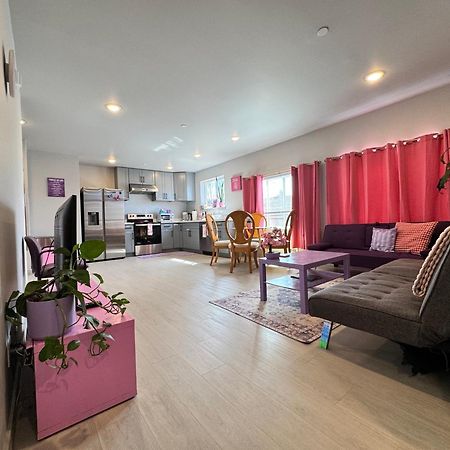 Seattle Alki Oasis: Modern Apartment Near Beach & Downtown Exterior photo